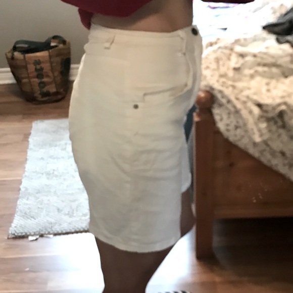4/$20 - French Dressing Jeanswear Vintage White Denim Highwaisted Shorts - Picture 6 of 6